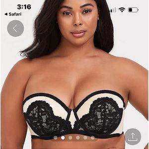 Two bras in one!’  This push-up bra converts fr strapless to straps with beauty!